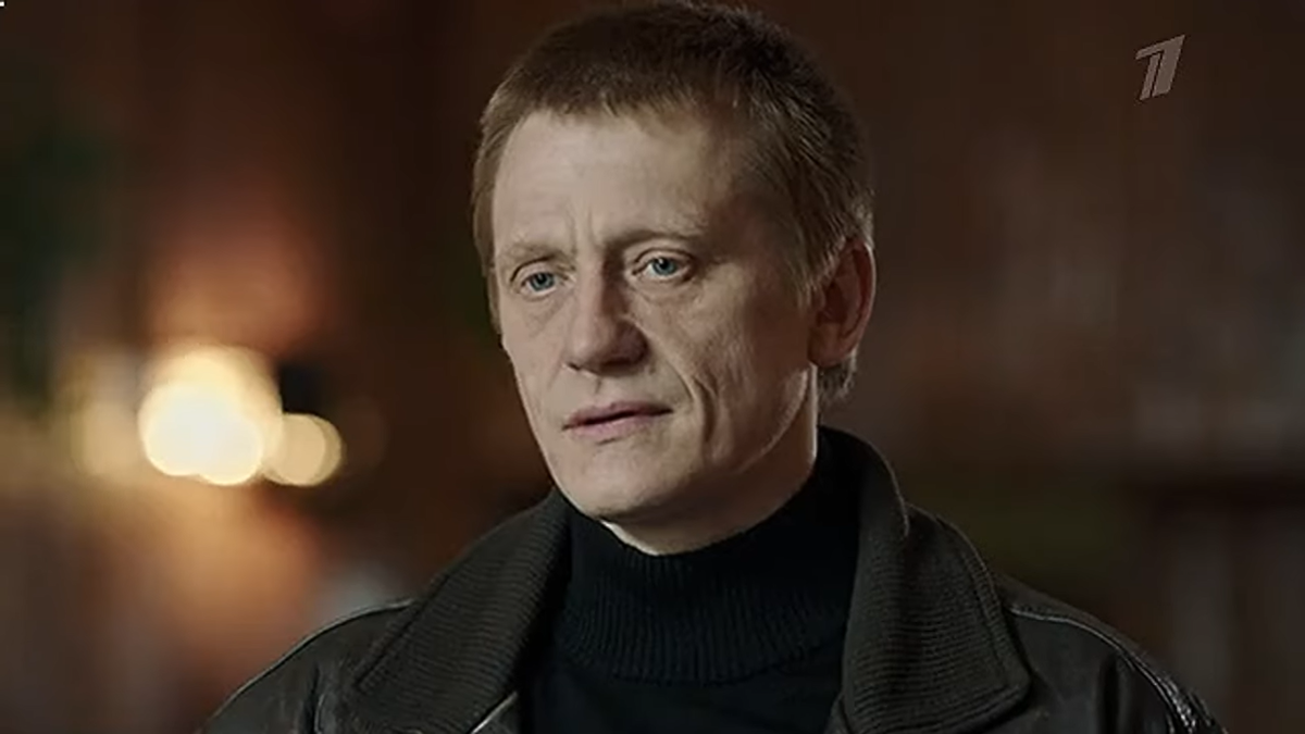 Вот он, Череп (роль исполняет Олег Ягодин).