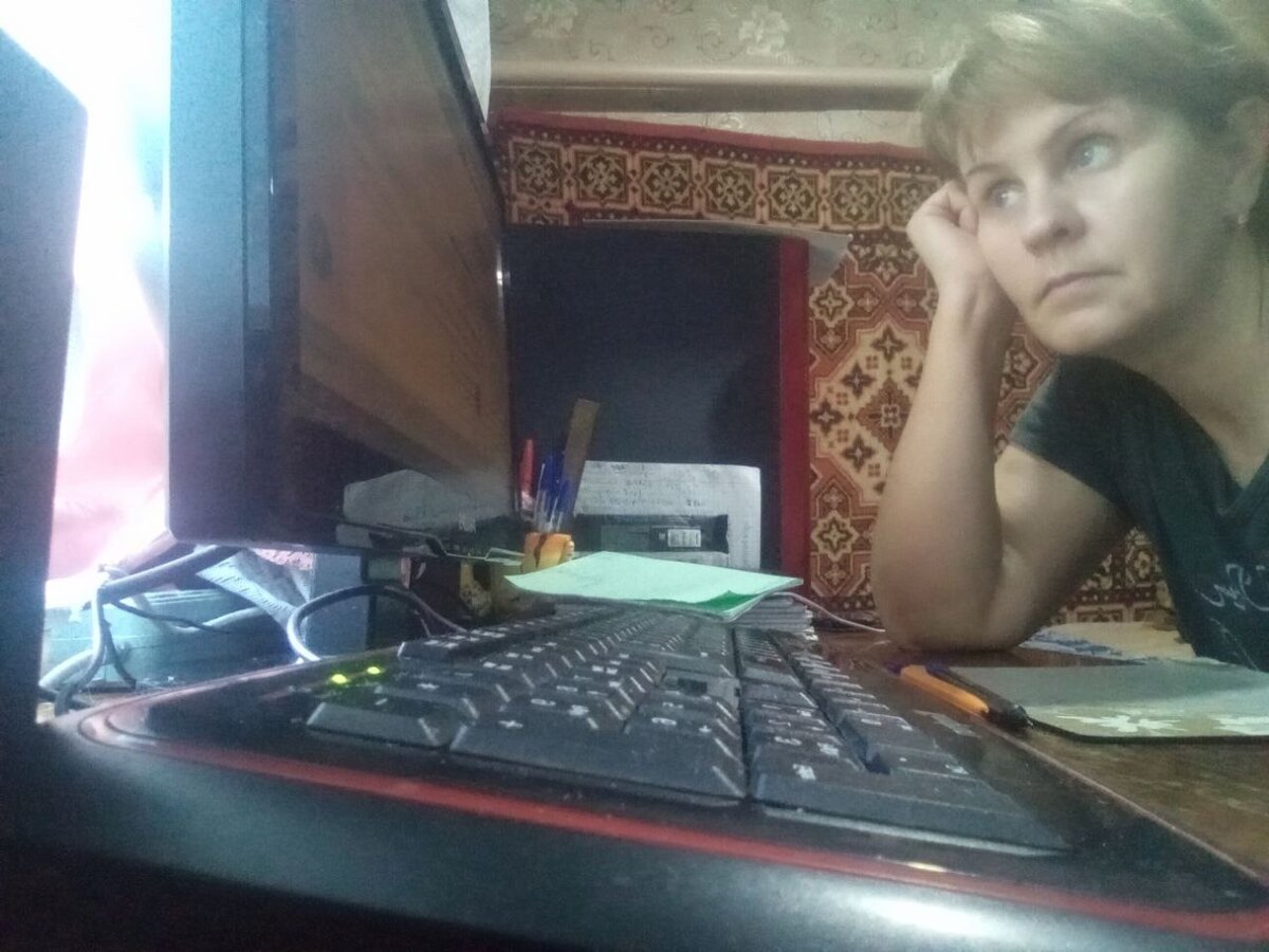 Нужно телефон покруче покупать, камера так себе...или я )