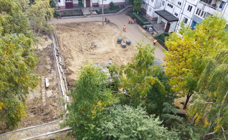    В Курске до конца ноября благоустроят 30 дворов и 5 общественных территорий