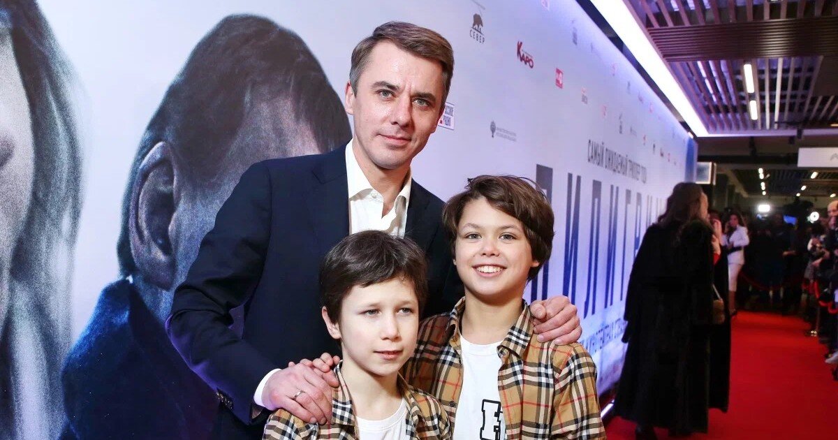 Игорь Петренко с сыновьями, соцсети