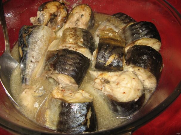 Скумбрия, запеченная в микроволновке 