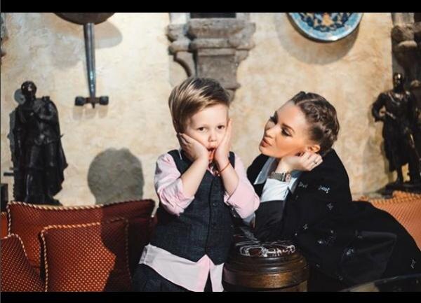 Экс-участница «Дома-2» Евгения Феофилактова проговорилась, что каждое ее утро начинается со скандала