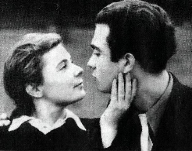 Ольга Аросева и Владимир Сошальский (http://m.kino-teatr.ru/teatr/acter/w/ros/215/foto/367326/)