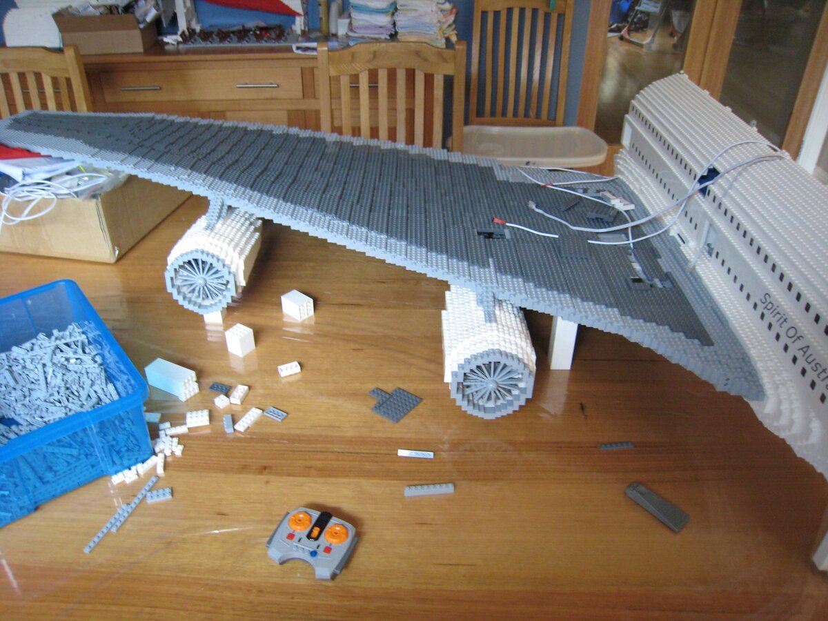 Lego City. Грузовой самолёт