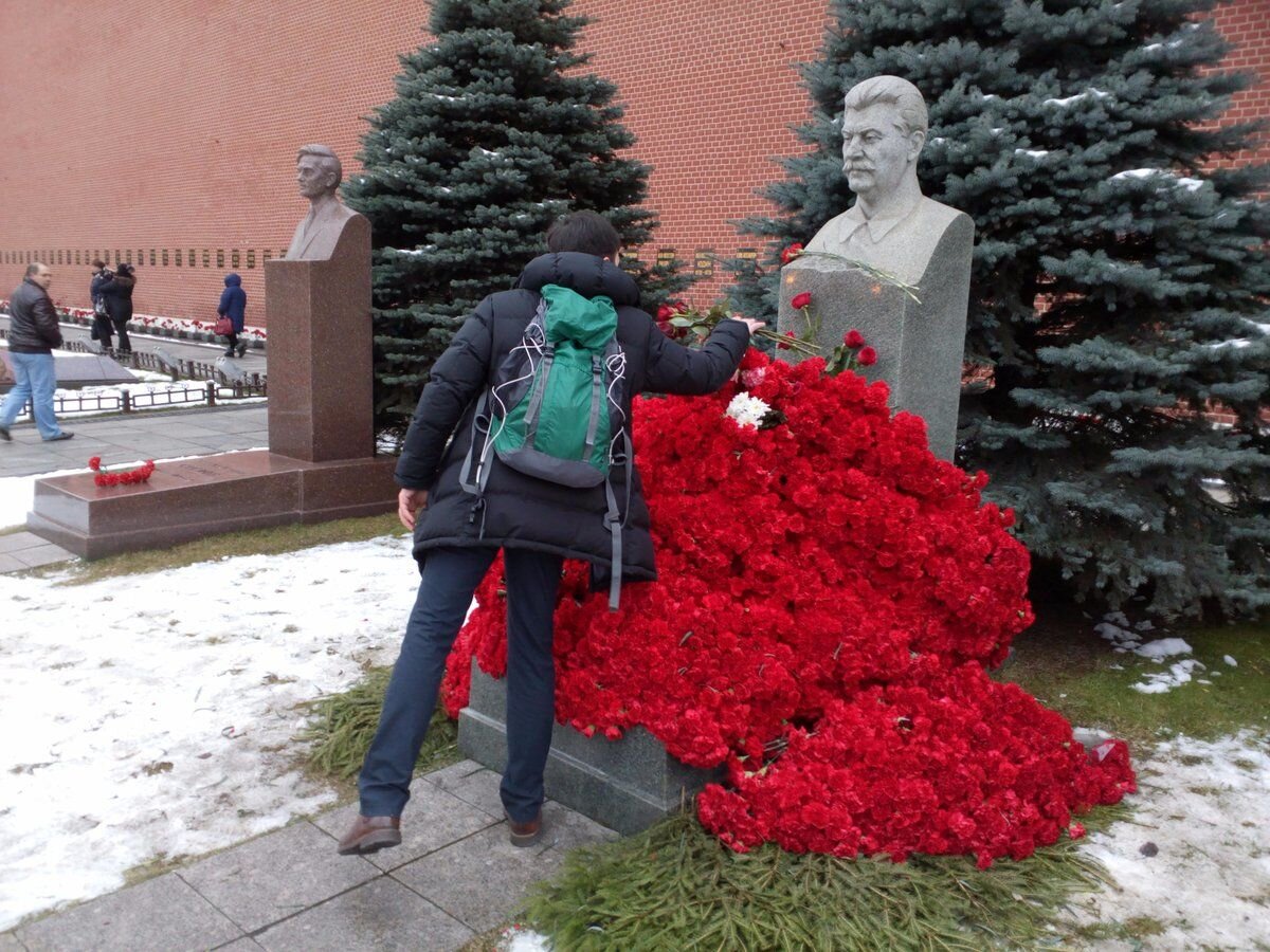 Сталин в москве