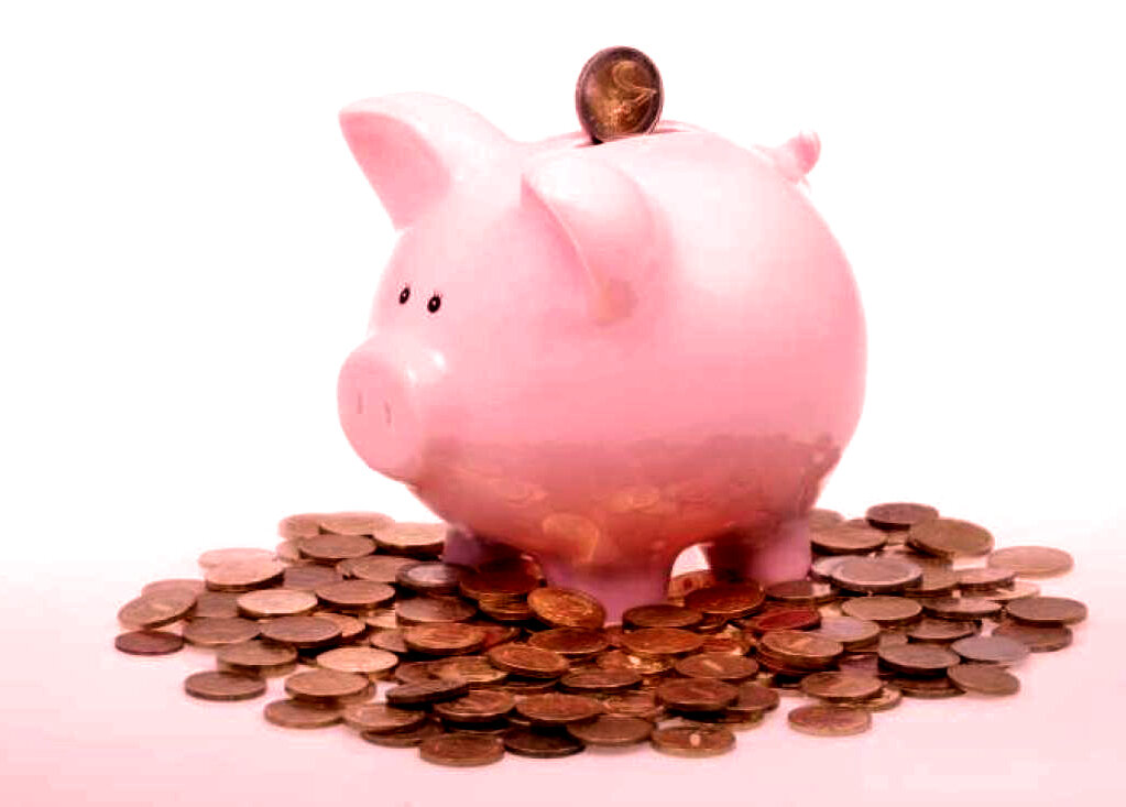 Свеча и деньги. Денежный обряд. Денежный обряд. Деньги и нити. Денежная магия.