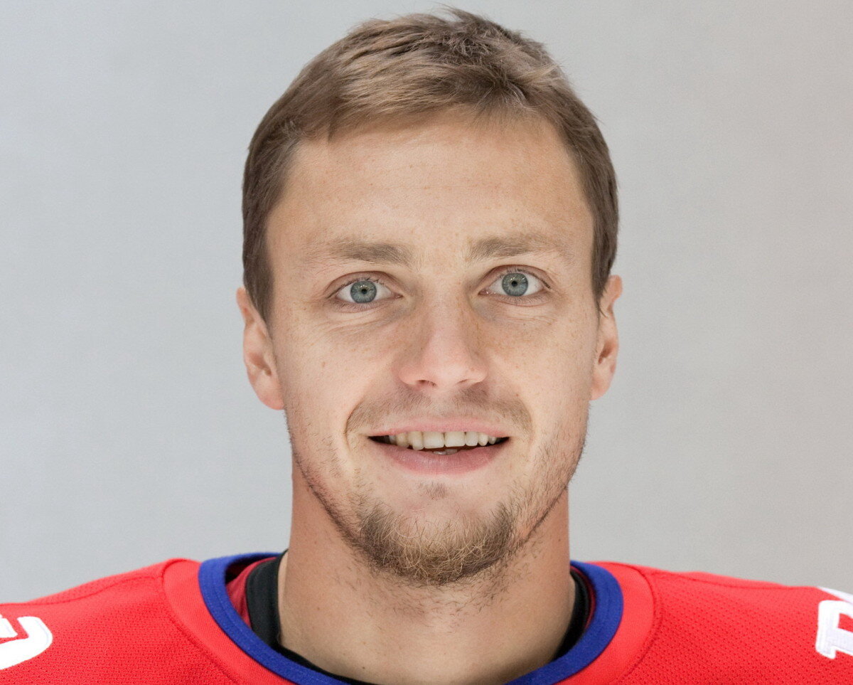 Иван Ткаченко хоккеист