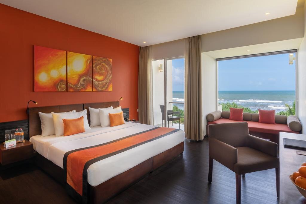 просторные номера с панорамными окнами фото https://www.booking.com