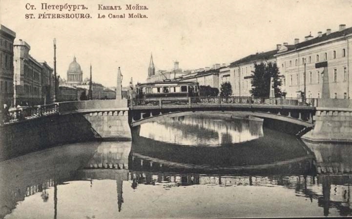Поцелуев мост сохранил свой внешний облик с начала XIX века