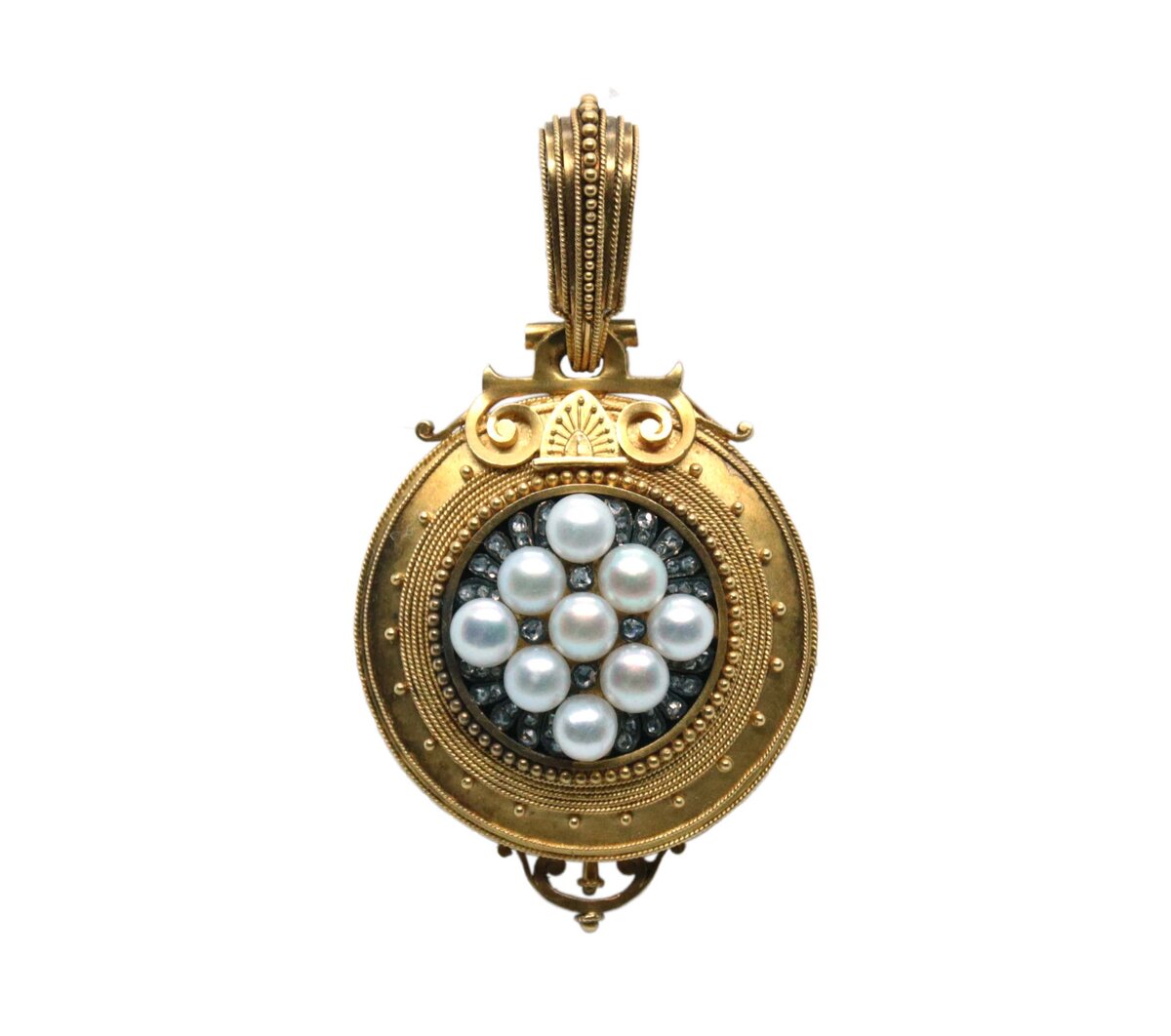 Старинный медальон с жемчугом и алмазами