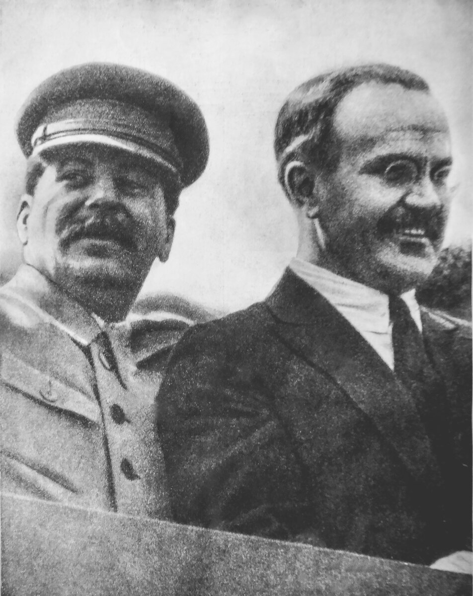 Сталин и Молотов