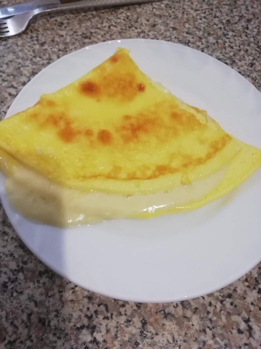 Омлет с творожным сыром