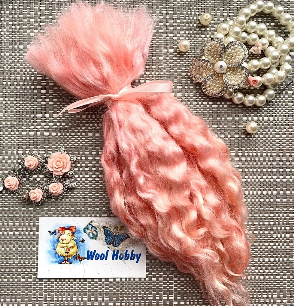 Фото взято из инстаграм страницы @woolhobby
