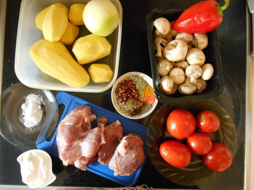 ингредиенты для приготовления мяса с овощами
