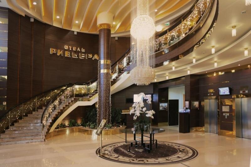 Холл отеля "Ривьера" (фото с официального сайта отеля "Ривьера")