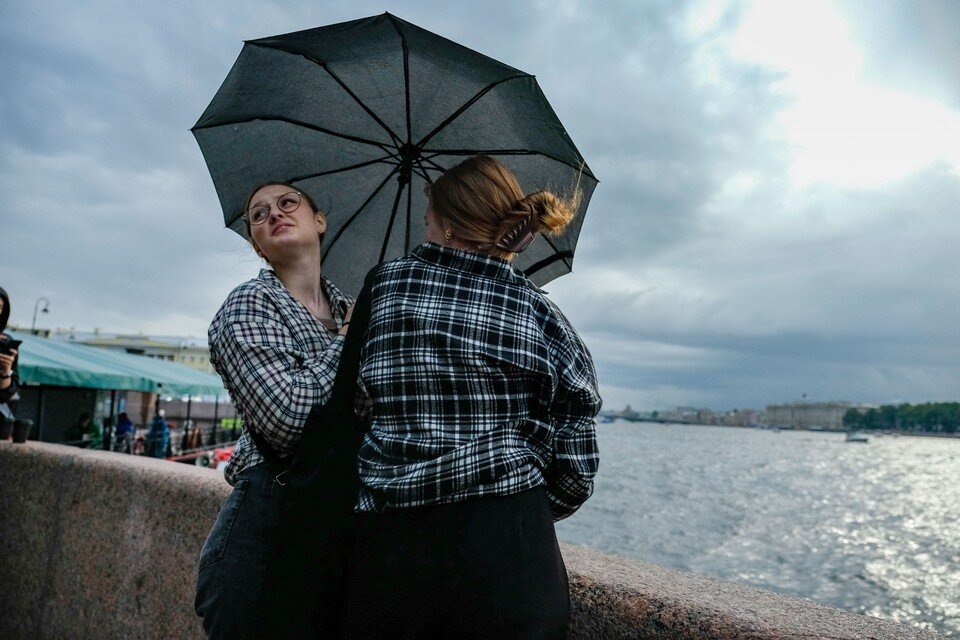     В Петербурге объявлен «желтый» уровень опасности из-за грозы Артем КИЛЬКИН