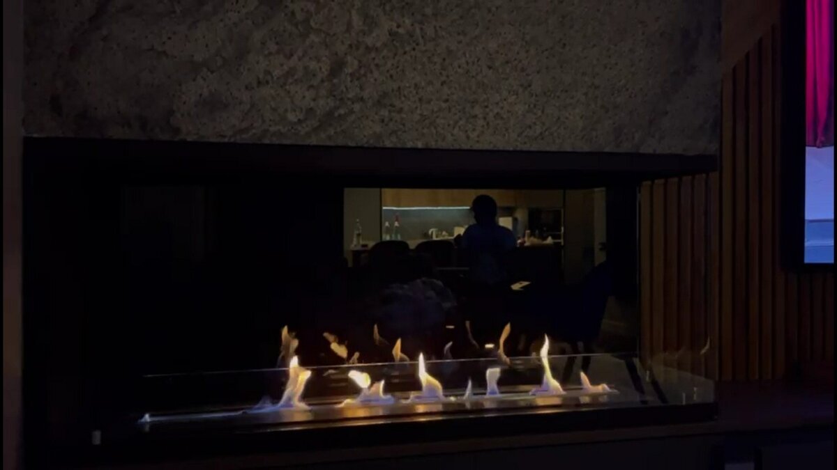 биокамин в ресторане, спа салоне, баре, гольф клубе от компании Бионика