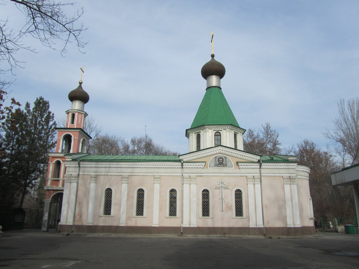 Владимирский Храм в Ташкенте