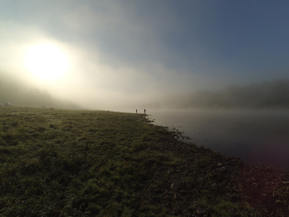 Берег Волги. Утро, туман — красота.