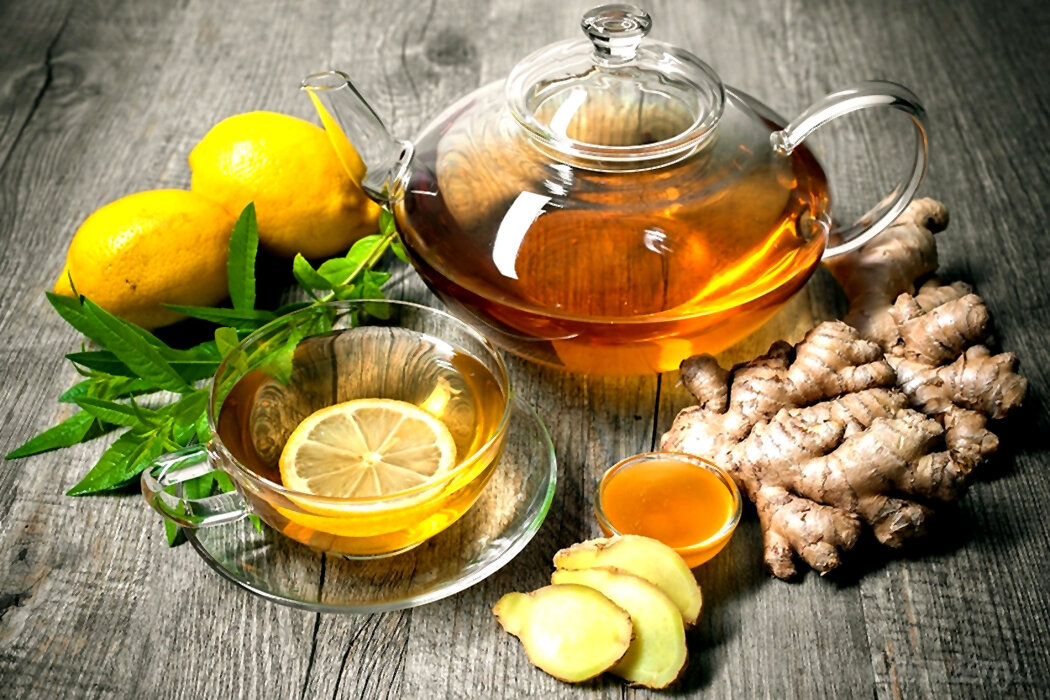  Не только еда, но и то, что мы пьем, может стать для нас лекарством. С древних времен на Руси готовили различные квасы, кисели, сбитень, ароматную медовуху и просто чай из трав.