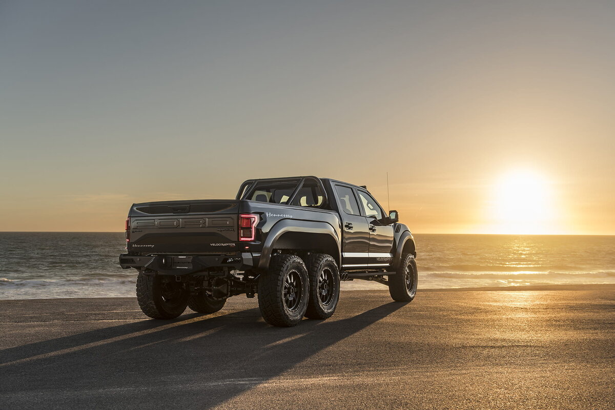 Ford Hennessey Velociraptor 6x6