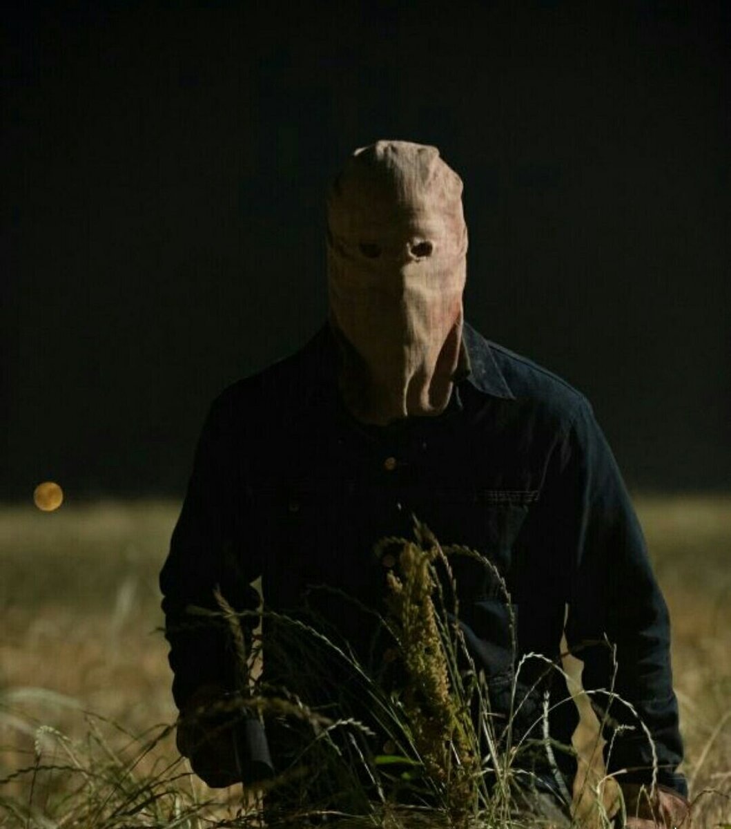 жмайель маерсхэллоуин. хавьер ботет в заклятие 2. картинки из фильмов ужасов. рипли райан марвел. главный герой ужасов.