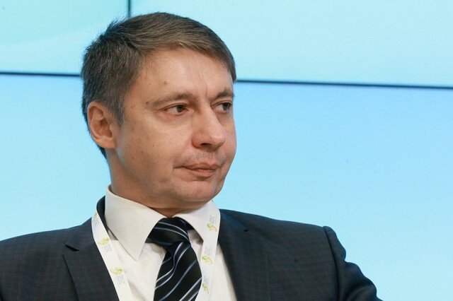 Повышение МРОТ до 11280 рублей с 1 января 2019 года дало возможность повысить зарплаты низкооплачиваемым бюджетникам.