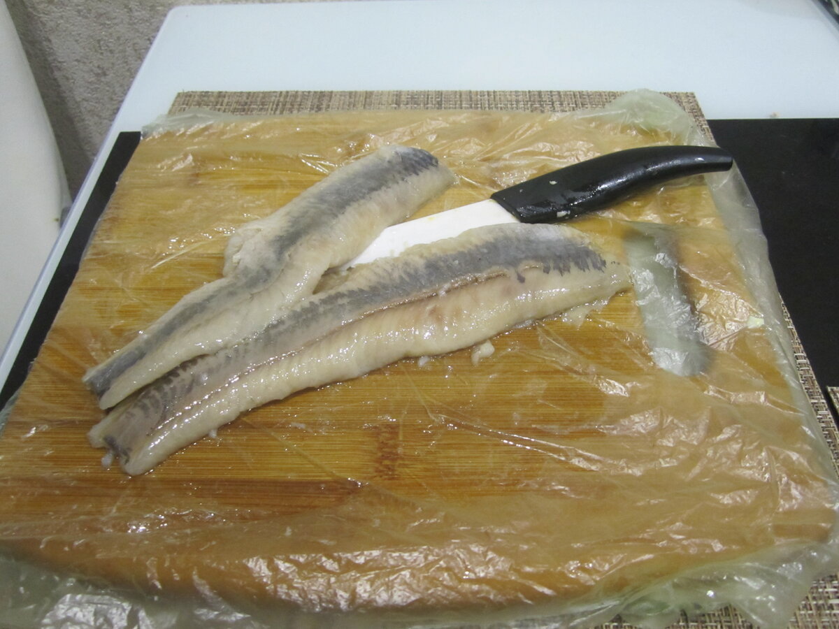 Филе селёдки солёной 3 штуки (весовая)