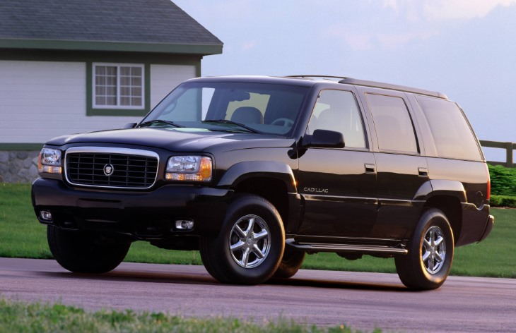 Cadillac Escalade — полноразмерный внедорожник, выпускаемый Cadillac, являющимся люксовым подразделением General Motors.
