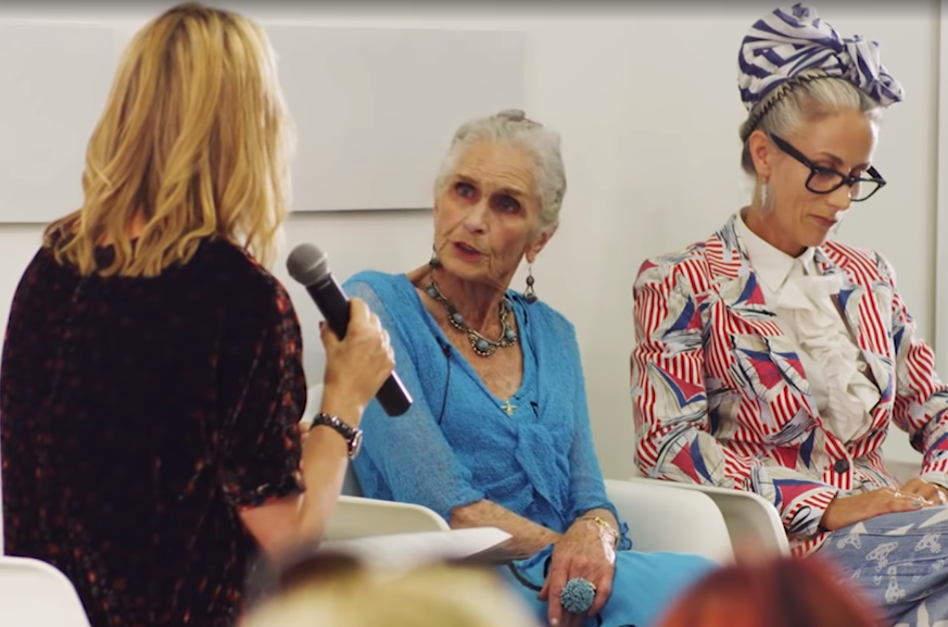 На подиуме она появилась в 1950 году и при росте 170 сантиметров весила 63 кг 