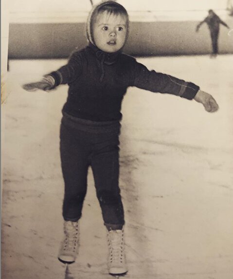 Самые первые выхоа на лёд. Фото с сайта: https://www.instagram.com/p/BaZB48OBZ_e/