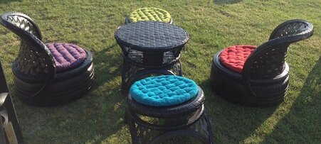 Садовая мебель из колесных дисков и шин, которая выглядит дорого: 10 интересных идей с фото