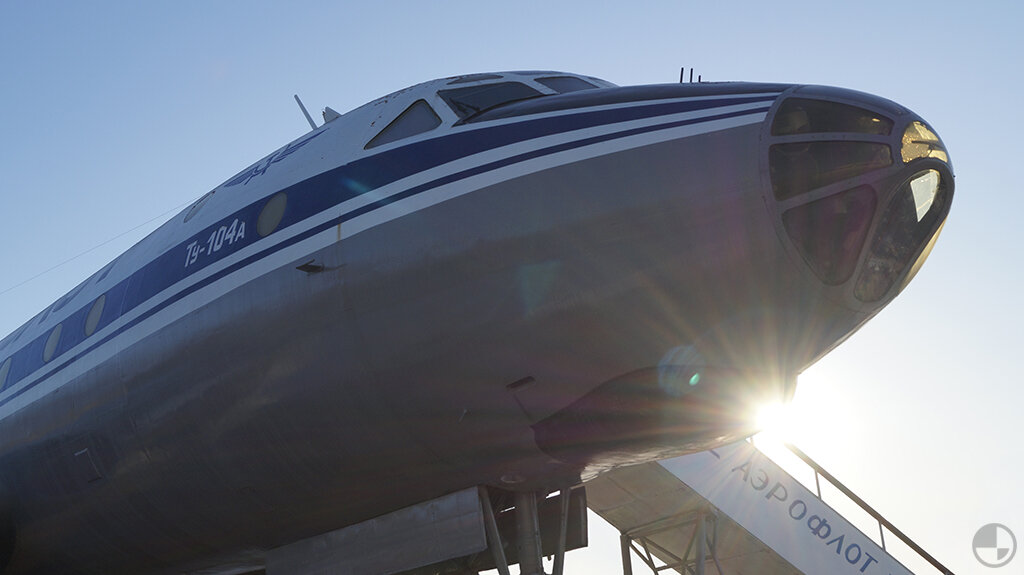 Присесть немного - и будет иллюзия аэропорта...