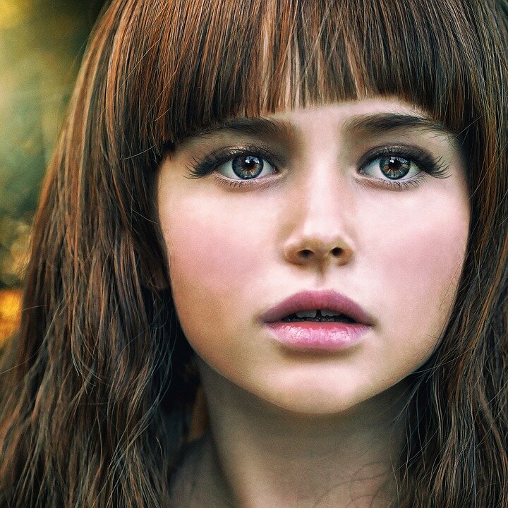 Используйте  румянец на щеках , персиковый оттенок для теплого оттенка, слегка розовый для более холодного оттенка. Как волшебная палочка, она мгновенно создает здоровый цвет лица . И это здорово, потому что утром мы не увидим много цвета на нашем лице, если не будем спать в розовом.  