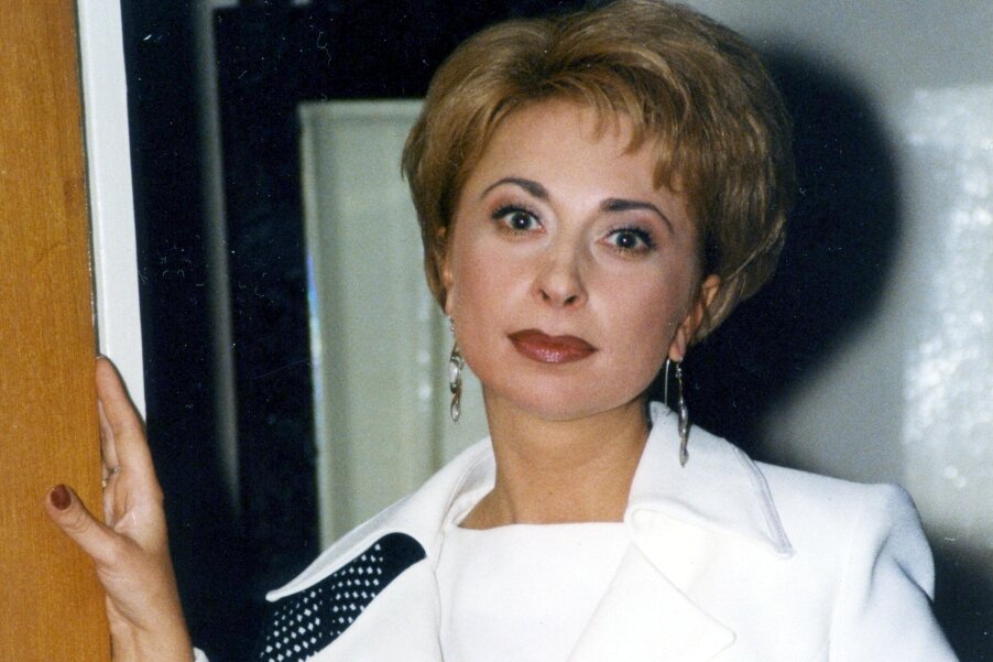 Ирина Мишина: где сейчас ТВ-ведущая, сообщившая о распаде СССР ...