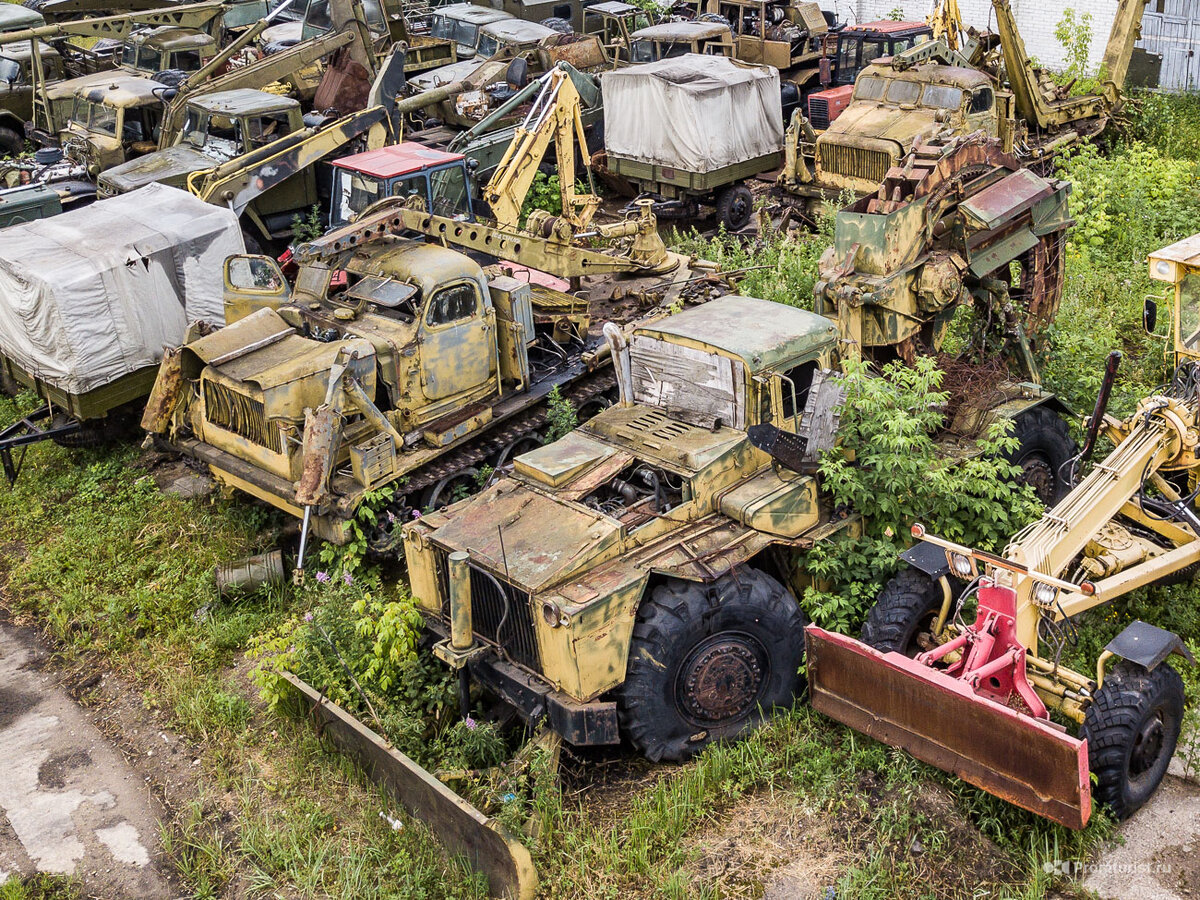 Свалка военной техники