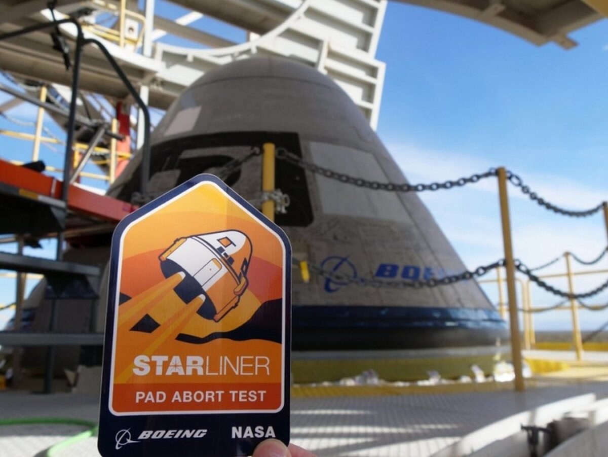 Капсула StarLiner перед стартом.