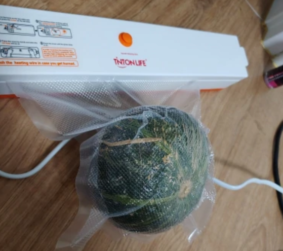 Вакуумный упаковщик