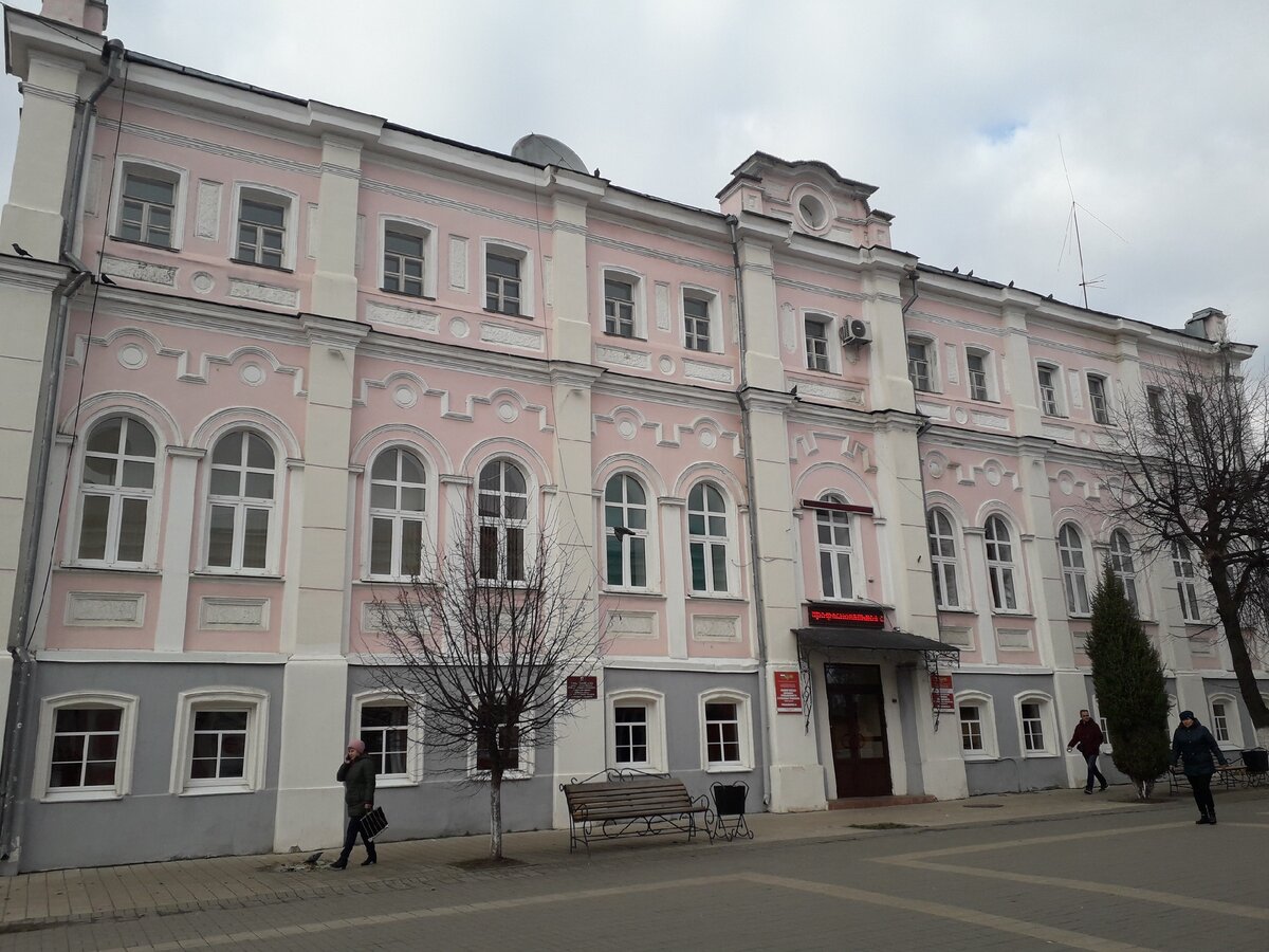 Здание на ул. Мира, в котором заседало правительство Елецкой Республики цело и поныне