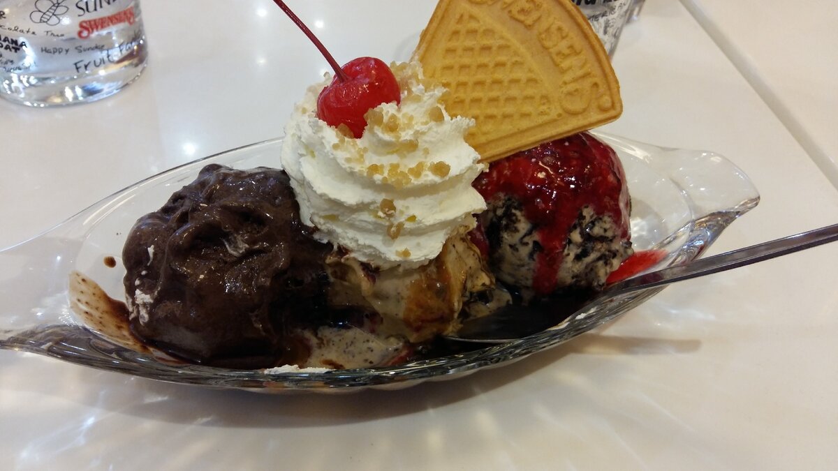 Фото автора "Успокоительное мороженое"