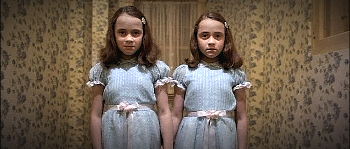 Сияние фильм 1980 близнецы. Сияние фильм 1980 близнецы. Сияние 1997 близняшки. Сияние 1997 близняшки. Сияние 1997 близняшки.