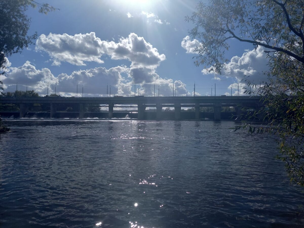 Плотина в Пензе. Река Сура.