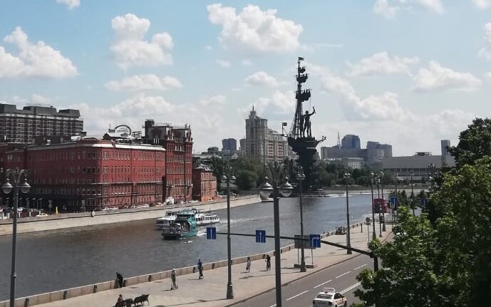 Москва. Памятник Петру I