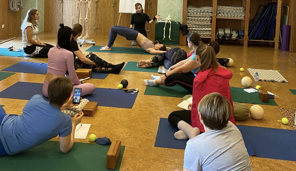 материалы из моего личного архива (я использую фото и видео свои и своих клиентов, копирование и размещение в других местах - запрещены)