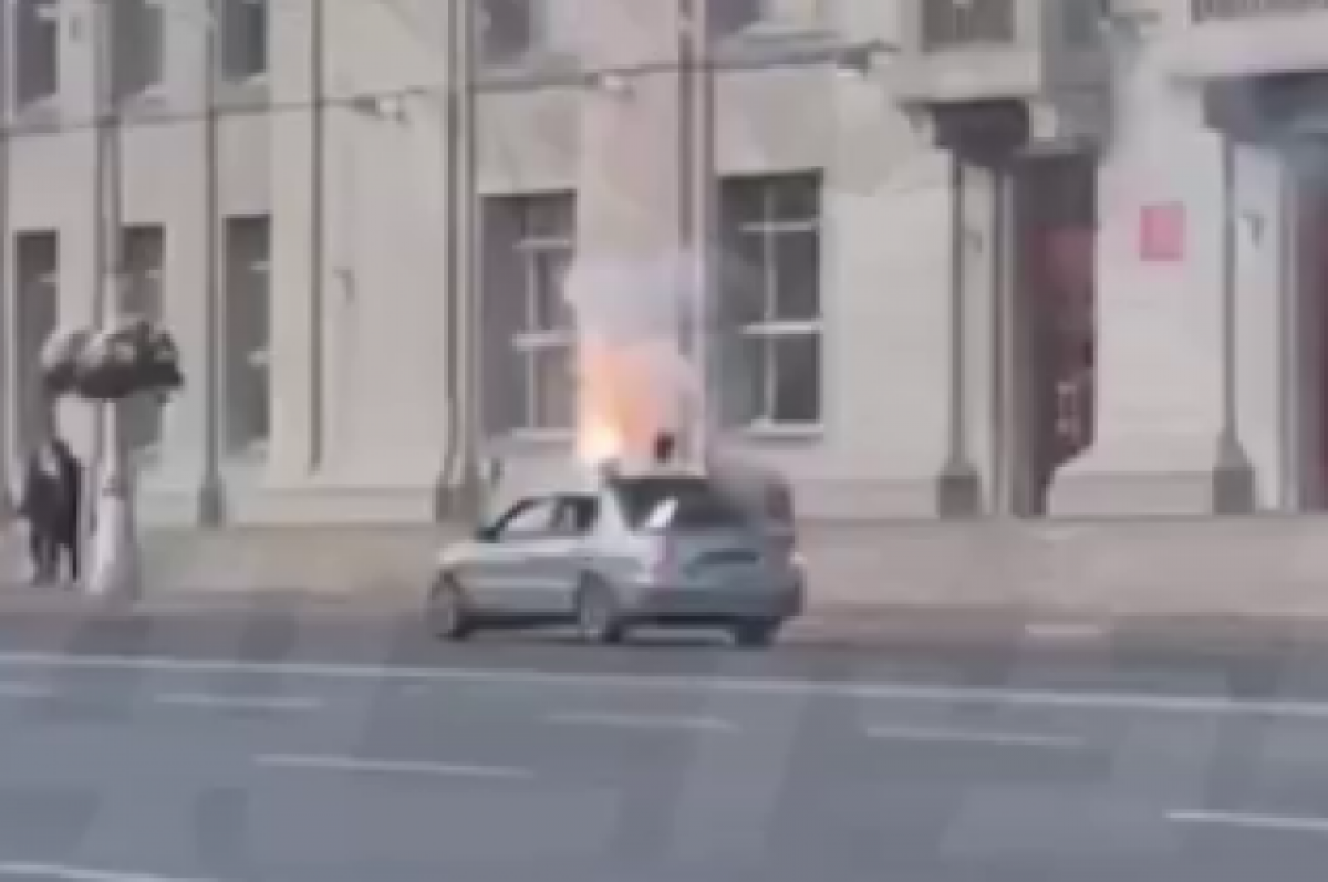 В Новосибирске блогера вызвали в полицию после видео с салютом на машине |  АиФ Новосибирск | Дзен