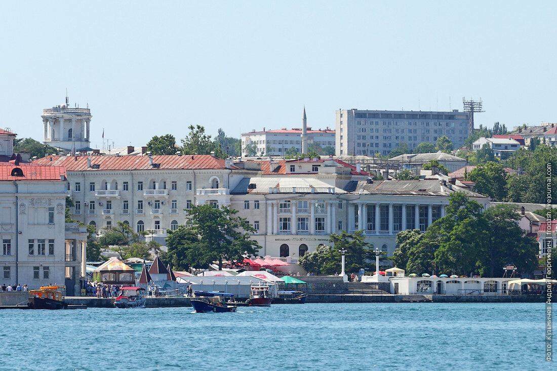 Телеграф севастополь. Телеграф севастополь. Севастополь парк ахматовой херсонес. Артиллерийская бухта севастополь. Севастополь артбухта паром.