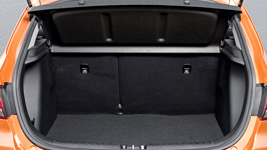 Твердая полочка явно не к месту