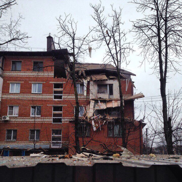 Под завалом может находиться ребенок