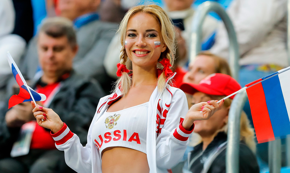 Девушка на ЧМ 2018 Наталья Немчинова