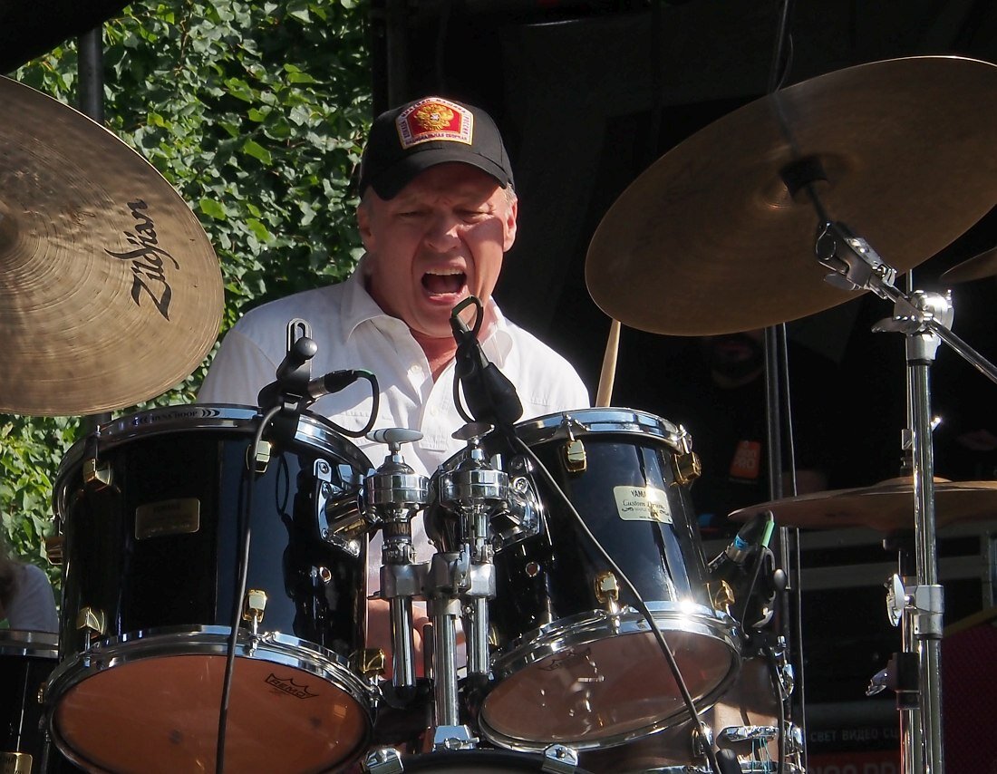 Олег Бутман на сцене фестиваля «Джазовые сезоны в Горках Ленинских», 7 июля 2018 (фото © Кирилл Мошков, «Джаз.Ру»)